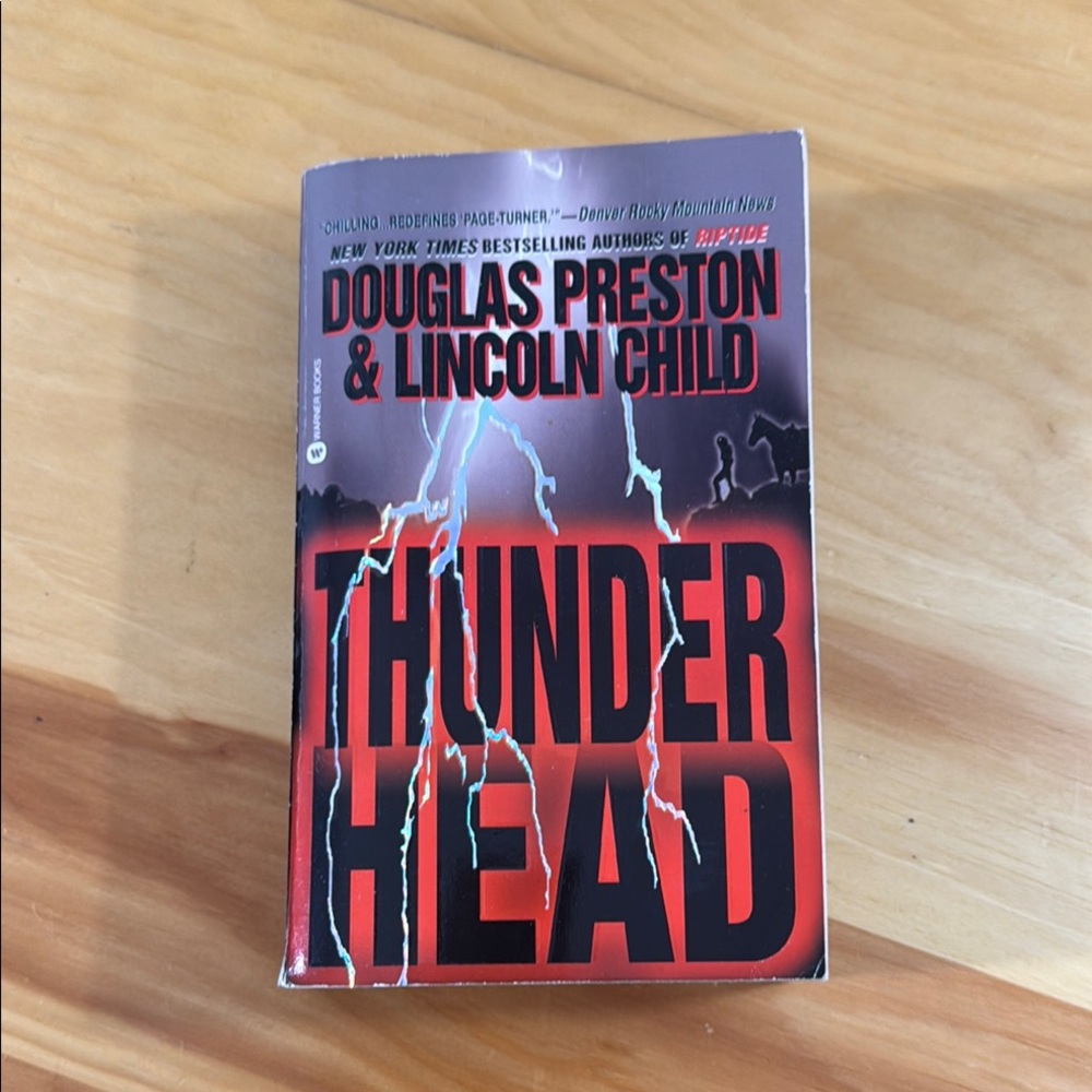 📚2/$6  Thunderhead #0 in the Nora Kelly Series